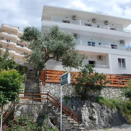 Edola 3* Sarandë