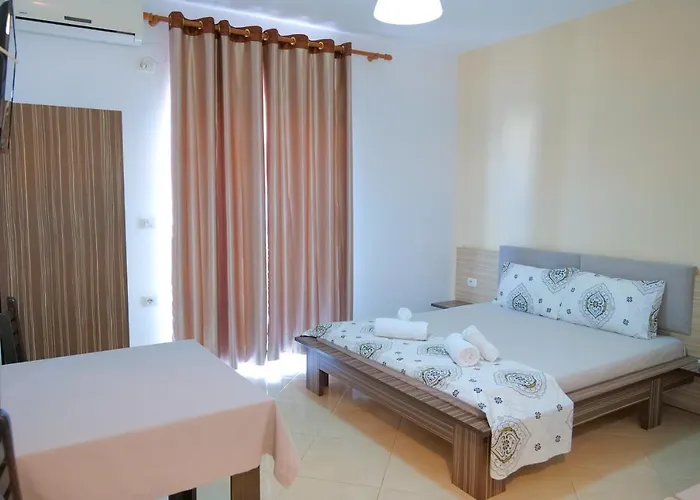 게스트하우스 Edola Sarandë