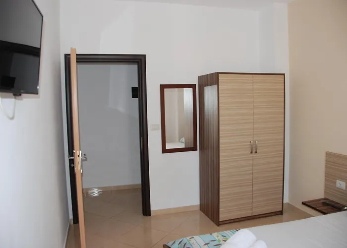 게스트하우스 Edola Sarandë