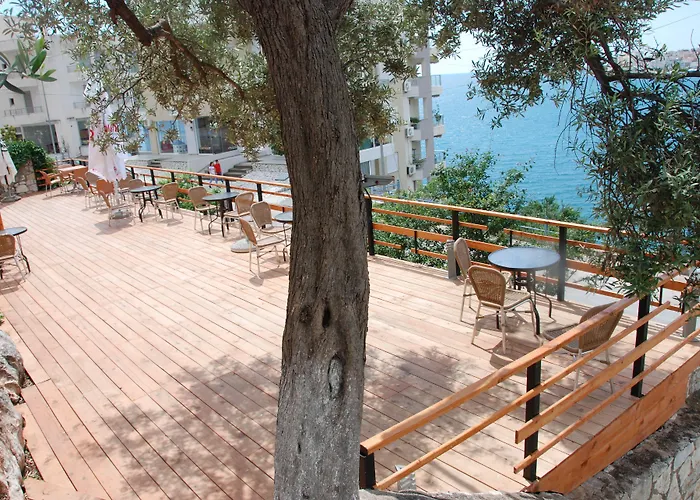 Edola 3* Sarandë