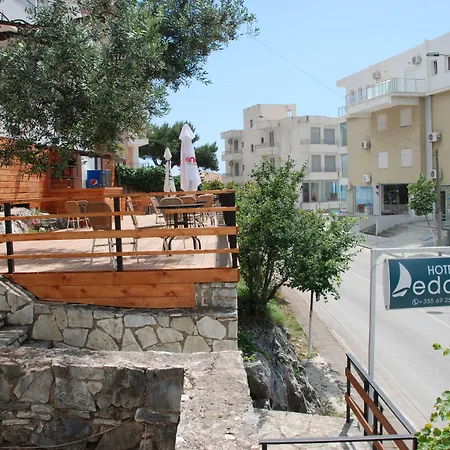 Edola 招待所 Sarandë