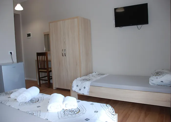 Edola בית הארחה