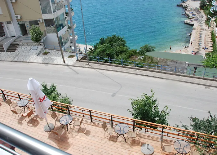 בית הארחה Edola 3*