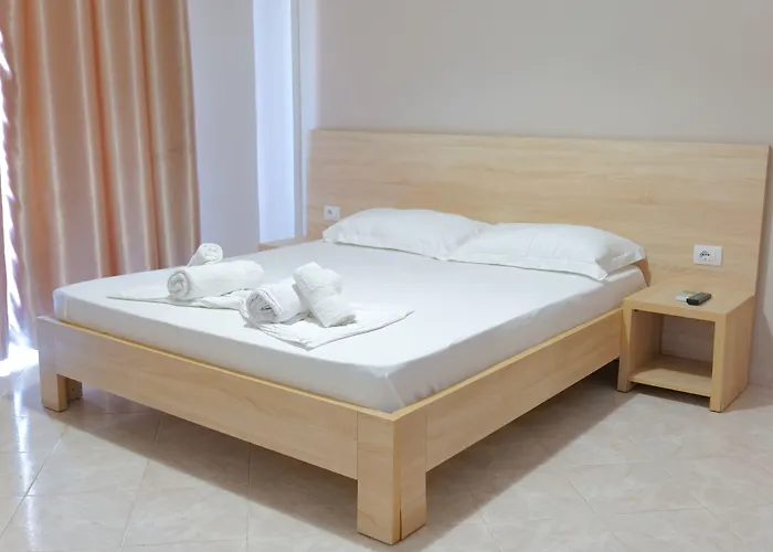 Edola בית הארחה 3*